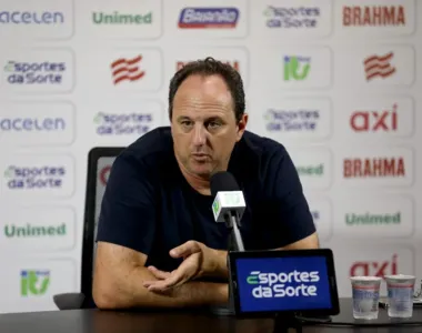 Rogério Ceni aprovou atuação do Bahia