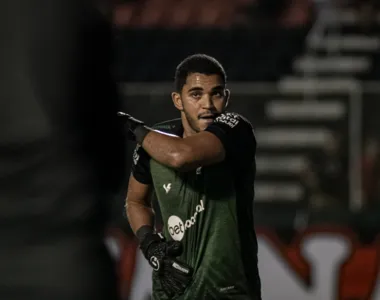 Lucas Arcanjo, goleiro do Vitória