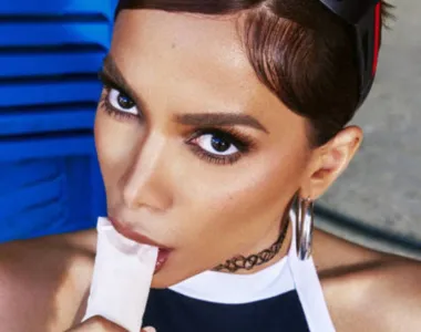 Anitta fala sobre vida amorosa