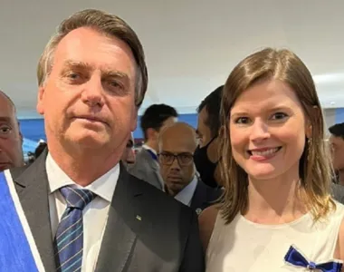 Bolsonaro quer indicar mãe da neta para cargo porreta