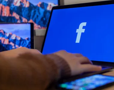 Facebook é condenado por justiça brasileira