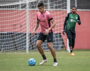 Vitória realizou último treino em Salvador antes de viajar para Campinas