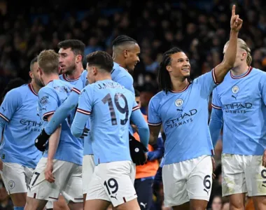 Manchester City defende o título de atual campeão da Premier League