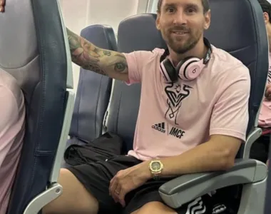 Lionel Messi retorna de viagem com o Inter Miami