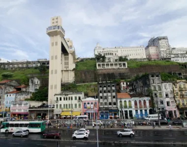 Elevador Lacerda, na Praça Municipal