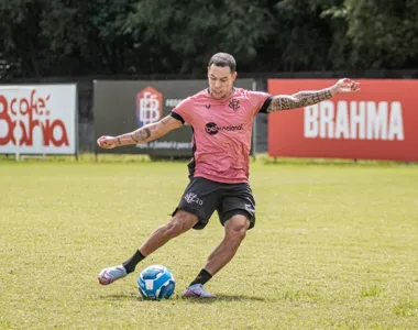 Após ganhar a titularidade, o meio-campista sofreu um baque durante o triunfo contra o Ceará