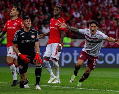 Cano foi o nome do jogo com uma assistência e um gol no Beira-Rio