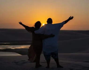 A dupla está de rolê pelos Lençóis Maranhenses