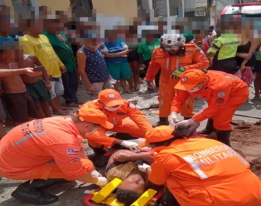 Moradores da localidade notaram a presença do homem apenas ao escutarem os gritos