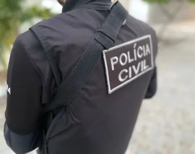 Operação contou com diversos policiais