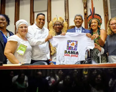 Governador da Bahia leva Bahia sem Fome para a Alba