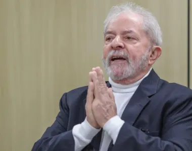 Presidente da República lamenta postura dos partidos