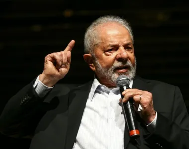 Lula está negociando ministérios em seu governo