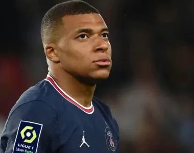 Mbappé recebe até 150 milhões de euros em bônus por temporada