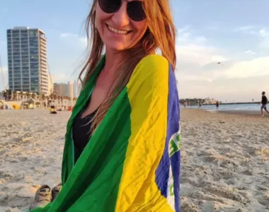 Karla Stelzer Mendes nasceu no Rio de Janeiro