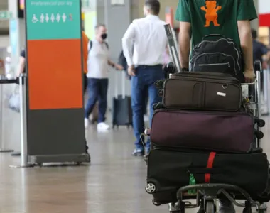 O entorpecente foi localizado durante a inspeção de rotina da Polícia Federal no Aeroporto Internacional Luís Eduardo Magalhães, em Salvador (BA)