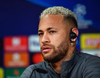 Neymar lamentou os acontecimentos desta terça-feira (7)