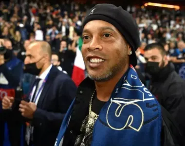 Ronaldinho poderá ficar em silêncio durante oitiva na Câmara Federal