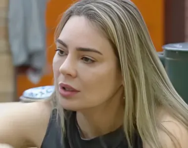 Rachel Sheherazade é julgada dentro de A Fazenda 15