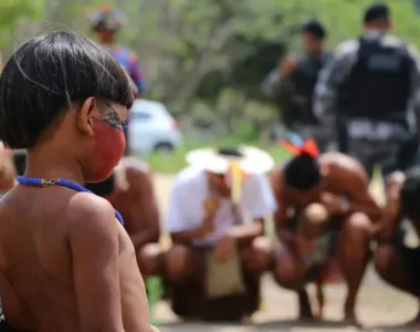 Criança indígena no extremo sul da Bahia