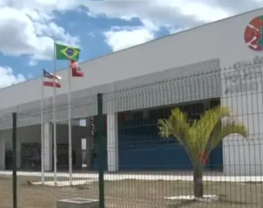 Colégio da Polícia Militar Anísio Teixeira, em Teixeira de Freitas