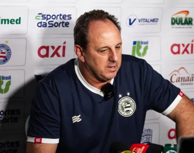 Rogério Ceni durante coletiva