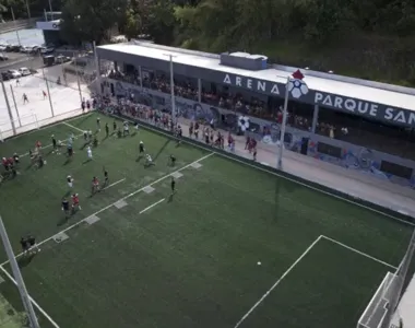 A Arena Parque Santiago foi o palco da confusão entre árbitro e jogadores