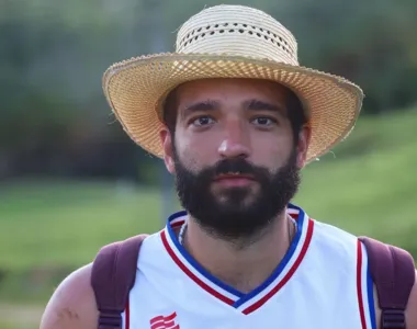 Humberto Carrão curtiu o Festival de Verão em grande estilo