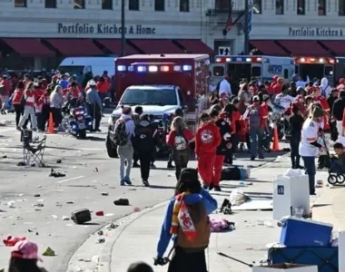 O tiroteio deixou 21 feridos e um morto até o momento