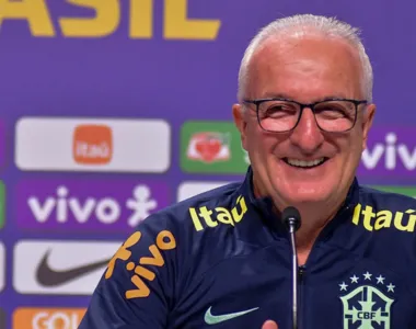 Dorival deve realizar a primeira convocação oficial desde que assumiu o grupo nesta sexta-feira (1º)