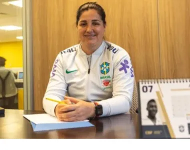 Lindsay jogou em times do Brasil, Espanha, Portugal e França