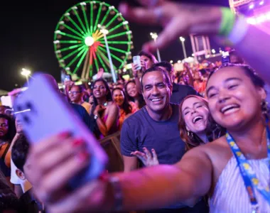 Prefeito destaca organização e transmissão da festa