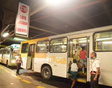 Lapa x Calabar é a única linha de ônibus que acessa a região da Avenida Centenário