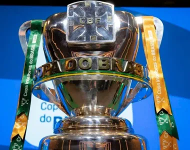 Taça da Copa do Brasil que será disputada em 2024