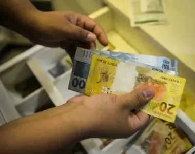Desenrola já regularizou  R$ 5,02 bilhões