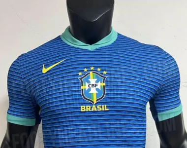 Nova camisa foi vazada por site especializado