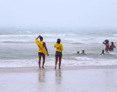 Profissionais do Salvamar estão distribuídos em várias praias de Salvador