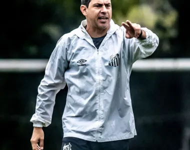 Fábio Carille já trabalhando pelo Santos