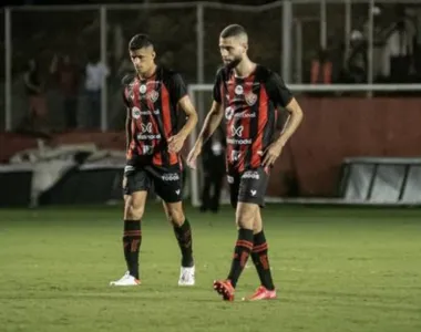 Dupla de zaga é peça vital da equipe de Léo Condé