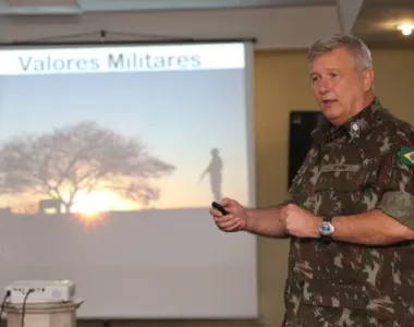 General de divisão Marcelo Arantes Guedon vai deixar o comando da 6ª Região Militar