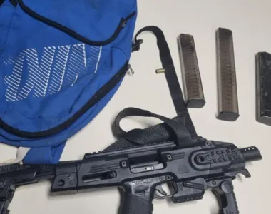 Arma foi localizada com o suspeito morto em confronto com a  PM