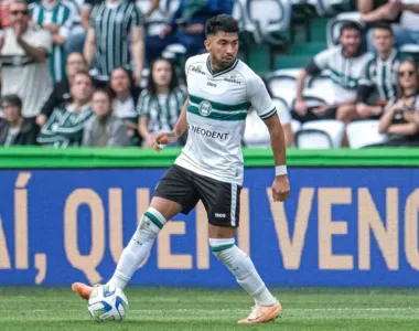 Marcelino Moreno, 10 do Coritiba, em ação