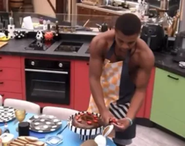 Davi fez uma surpresa para o aniversário de Rodriguinho