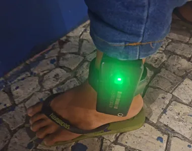 Criminoso responde em liberdade com uso de tornozeleira eletrônica