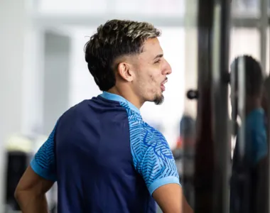 Biel virou desfalque de última hora para Ceni