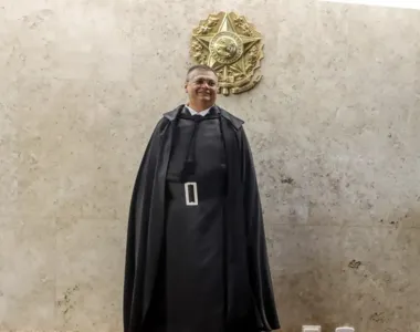 Dino tomou posse no STF na semana passada