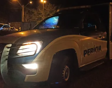 Segundo a polícia, a equipe foi surpreendida com tiros na localidade