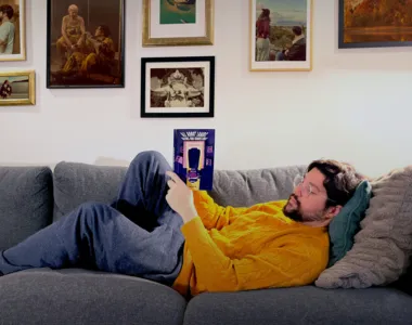 Dramaturgo soteropolitano, André Luis Silva, lança obra teatral bilíngue em Montréal