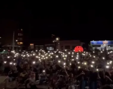 Moradores de Alegrete, no Rio Grande do Sul, se reuniram para torcer pelo Matteus
