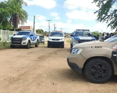 Polícias Civil e Militar foram ao local do crime